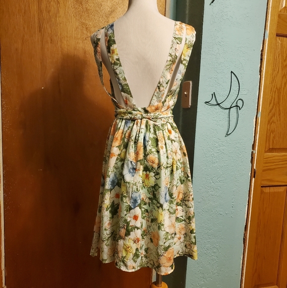 Moon Open-Back Floral Dress - Picture 1 of 9